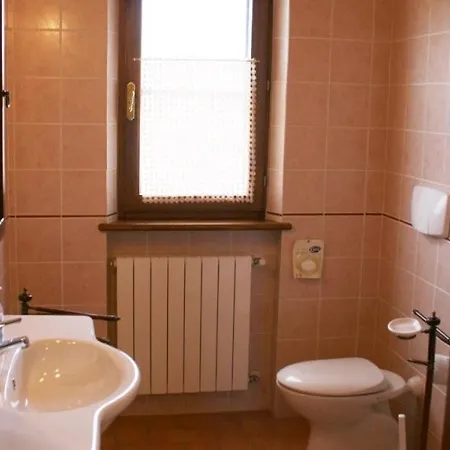 I Bertoni Sleeps 6 With Pool And Wifi * I Pieracci